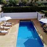 Casa Miras